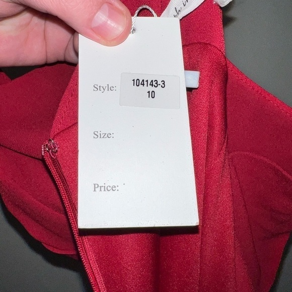 NWT Faith in Love Ladies Maroon Romper Size 10 - Picture 5 of 6